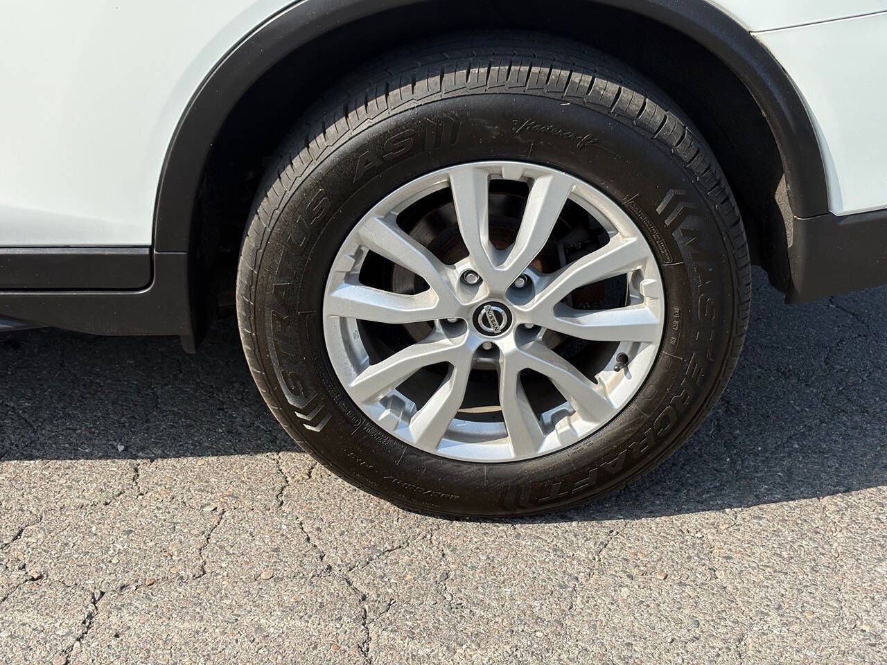 2018 Nissan Rogue SV AWD 4dr Crossover
