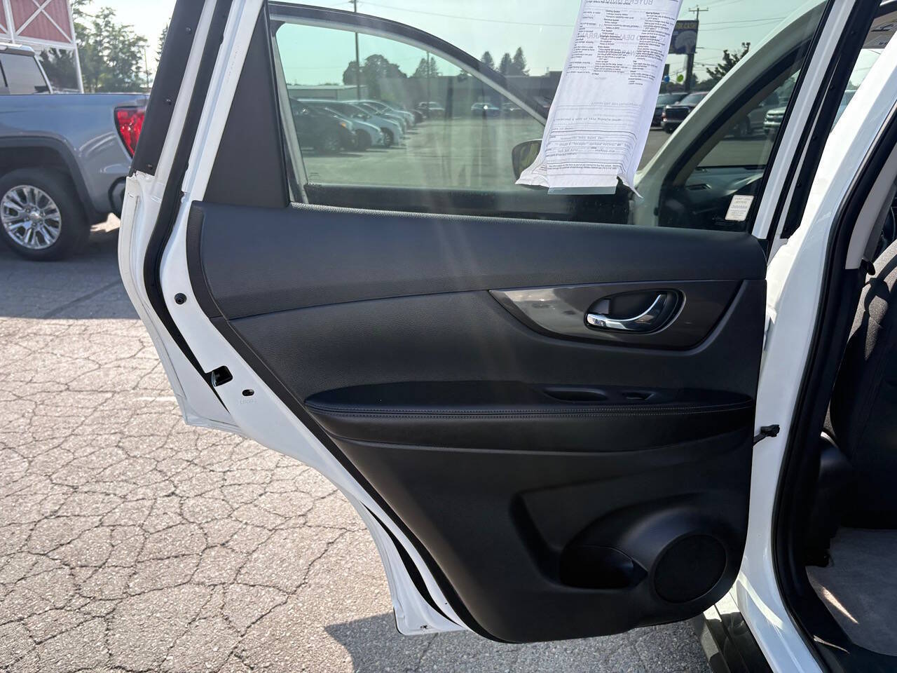2018 Nissan Rogue SV AWD 4dr Crossover