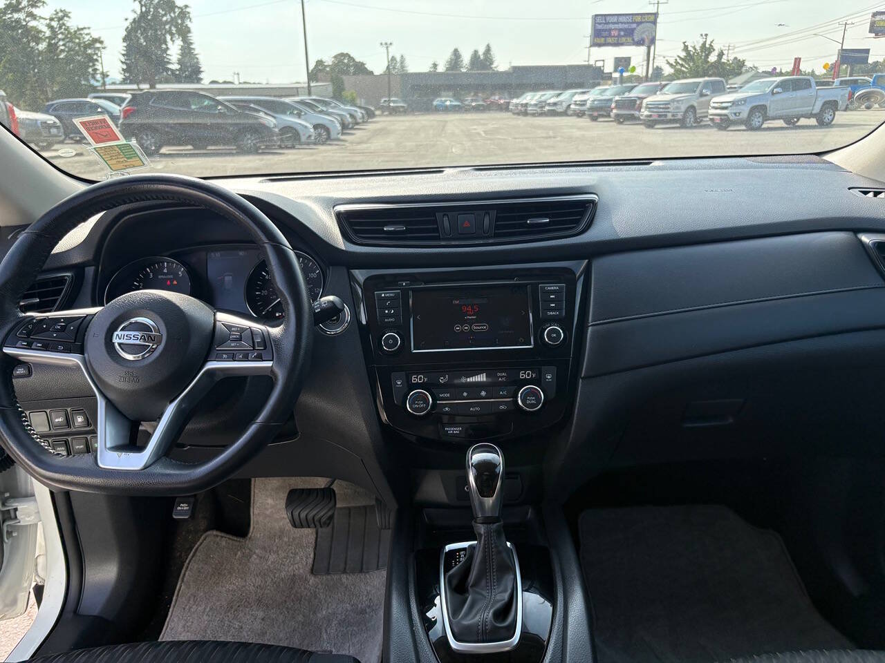 2018 Nissan Rogue SV AWD 4dr Crossover