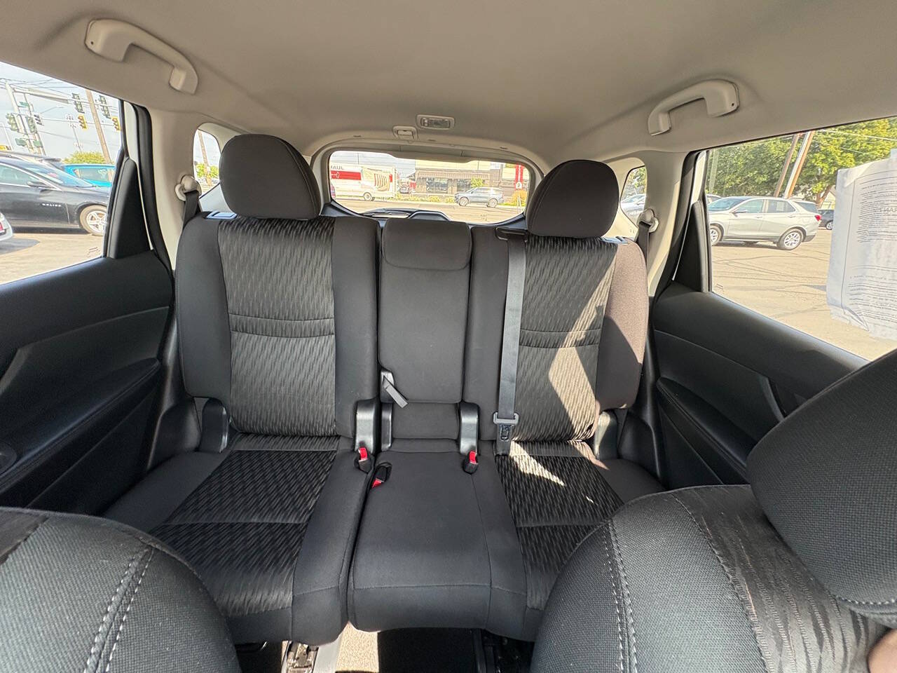 2018 Nissan Rogue SV AWD 4dr Crossover