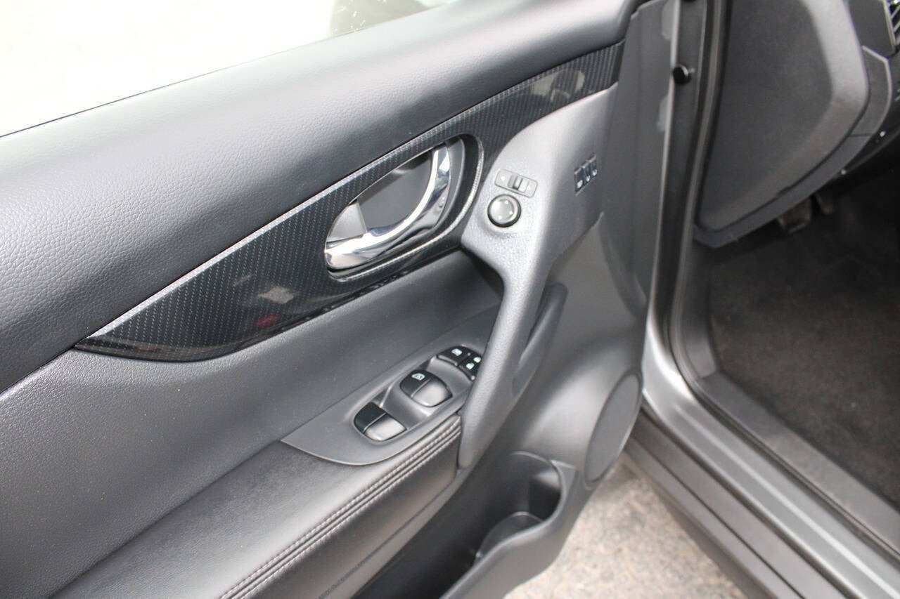 2019 Nissan Rogue SL AWD 4dr Crossover