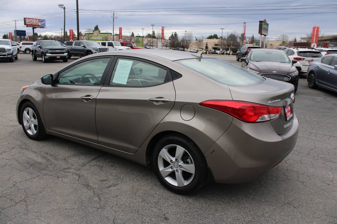 2013 Hyundai Elantra GLS 4dr Sedan 6A