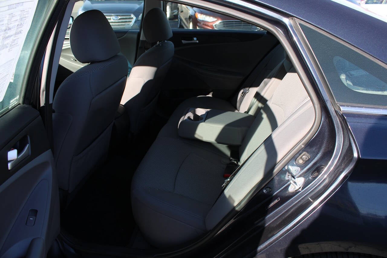 2012 Hyundai Sonata GLS 4dr Sedan 6A