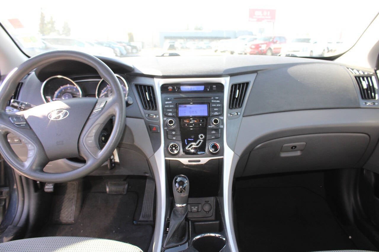 2012 Hyundai Sonata GLS 4dr Sedan 6A