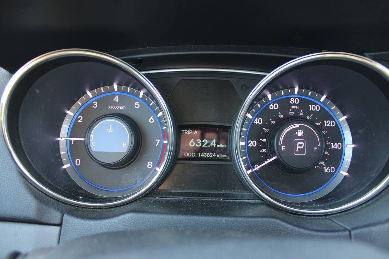 2012 Hyundai Sonata GLS 4dr Sedan 6A