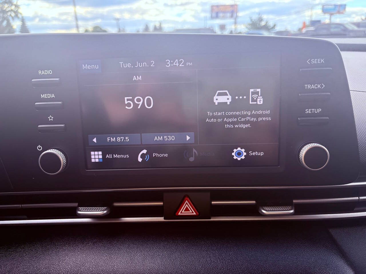 2021 Hyundai Elantra SE 4dr Sedan