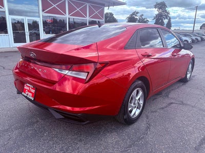 2021 Hyundai Elantra SE 4dr Sedan