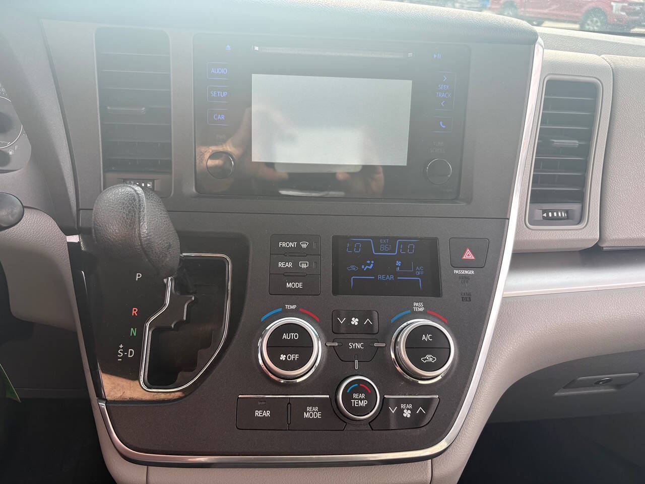2017 Toyota Sienna L 7 Passenger 4dr Mini Van