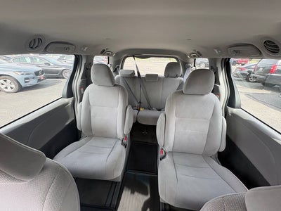 2017 Toyota Sienna L 7 Passenger 4dr Mini Van