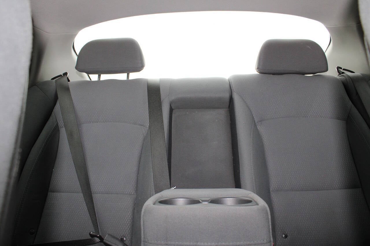 2015 Kia Optima LX 4dr Sedan