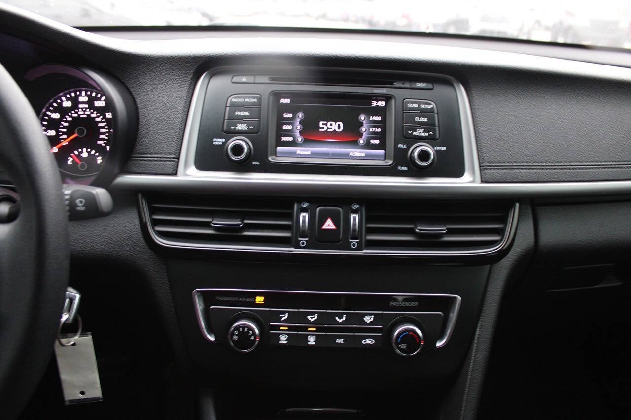 2016 Kia Optima LX 4dr Sedan