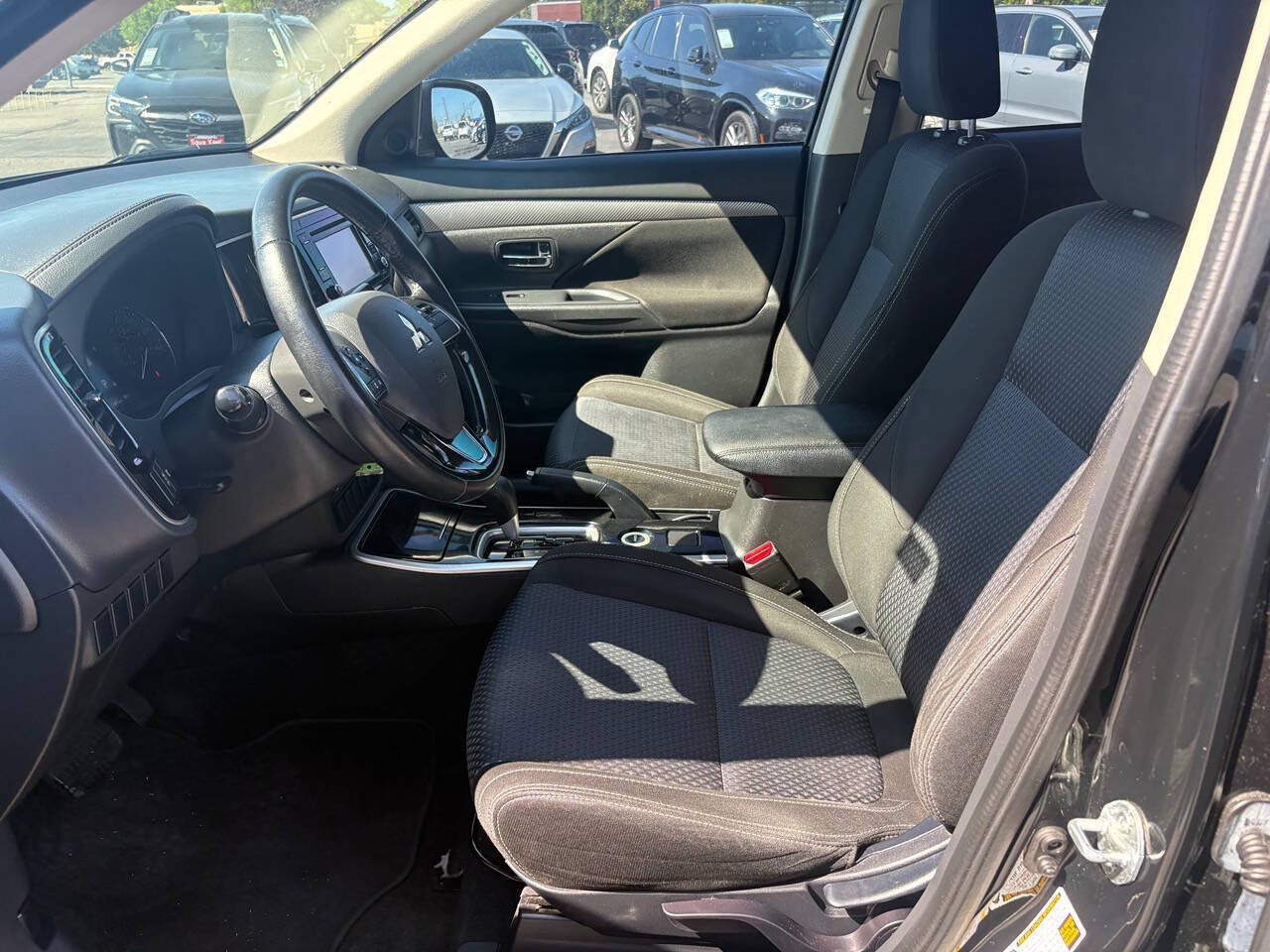 2017 Mitsubishi Outlander ES AWD 4dr SUV
