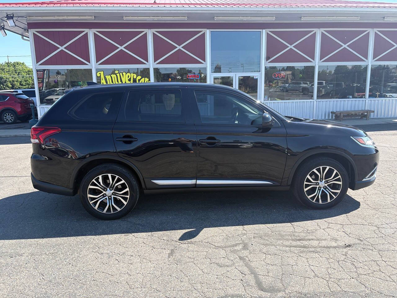 2017 Mitsubishi Outlander ES AWD 4dr SUV