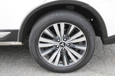 2020 Mitsubishi Outlander SEL AWD 4dr SUV