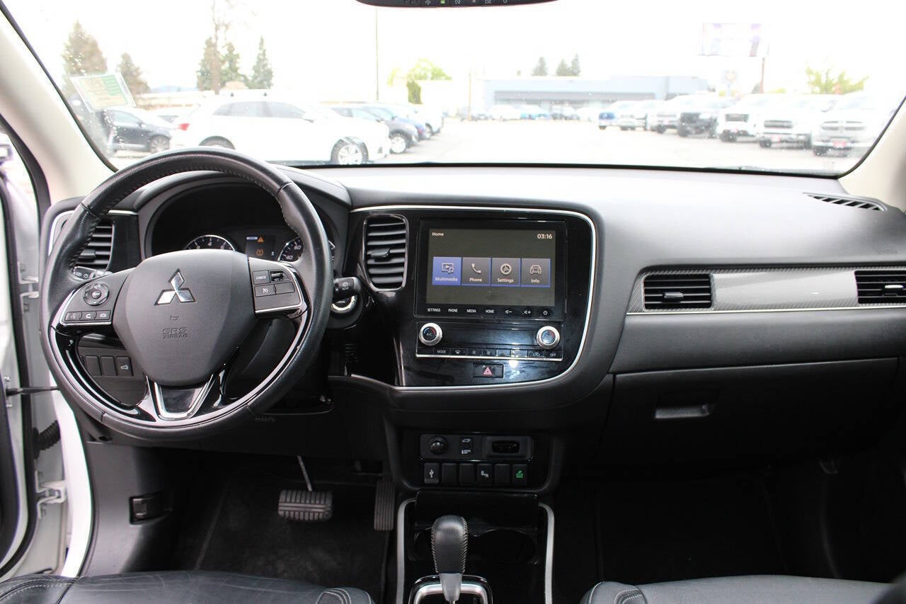 2020 Mitsubishi Outlander SEL AWD 4dr SUV