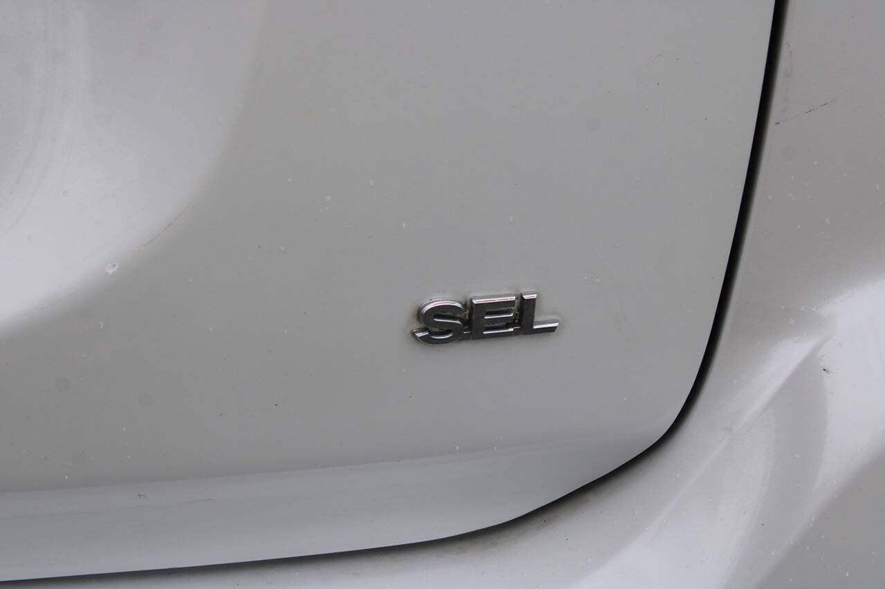 2020 Mitsubishi Outlander SEL AWD 4dr SUV