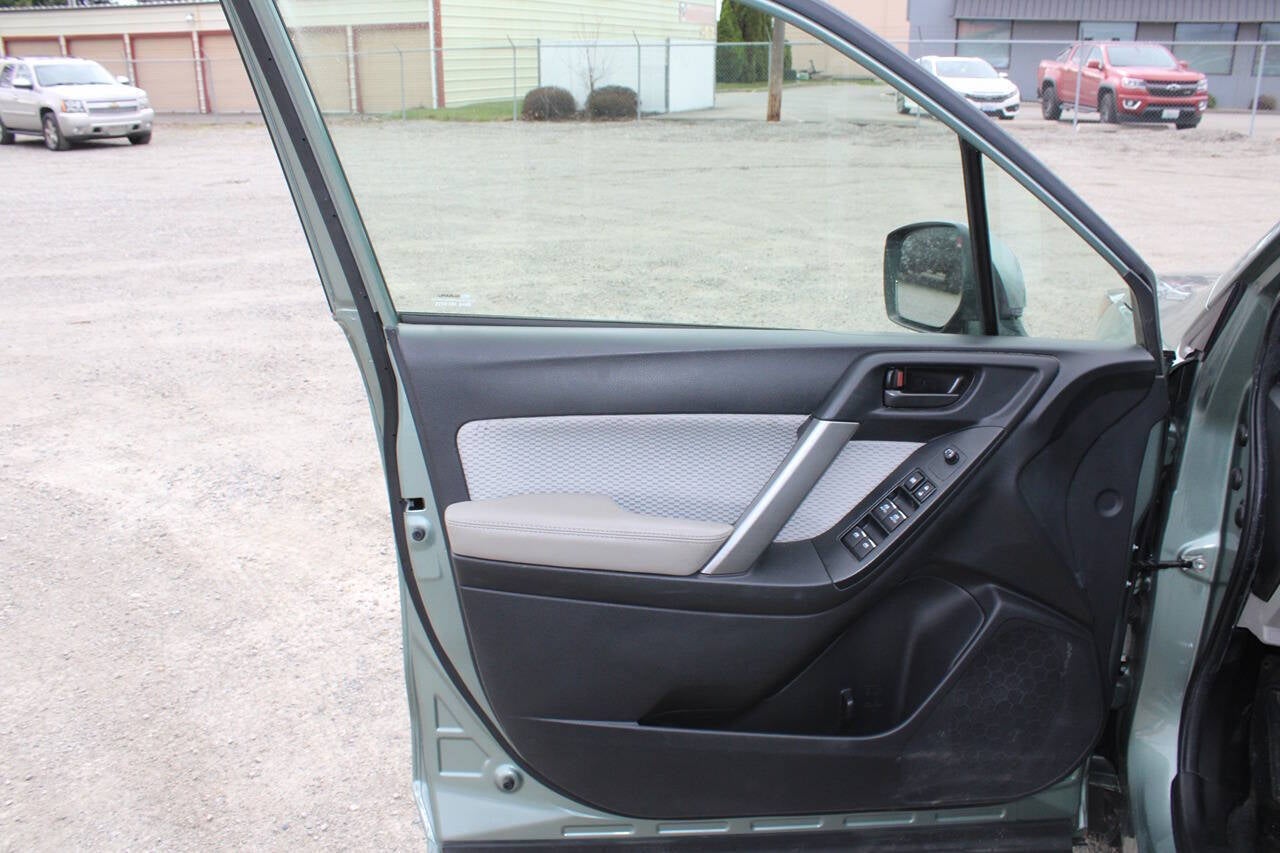 2018 Subaru Forester 2.5i Premium AWD 4dr Wagon CVT