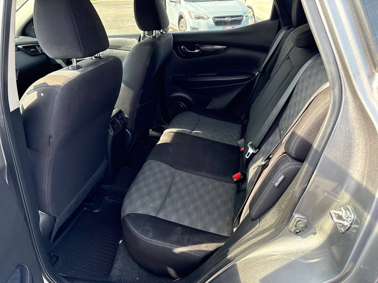 2020 Nissan Rogue Sport SV AWD 4dr Crossover