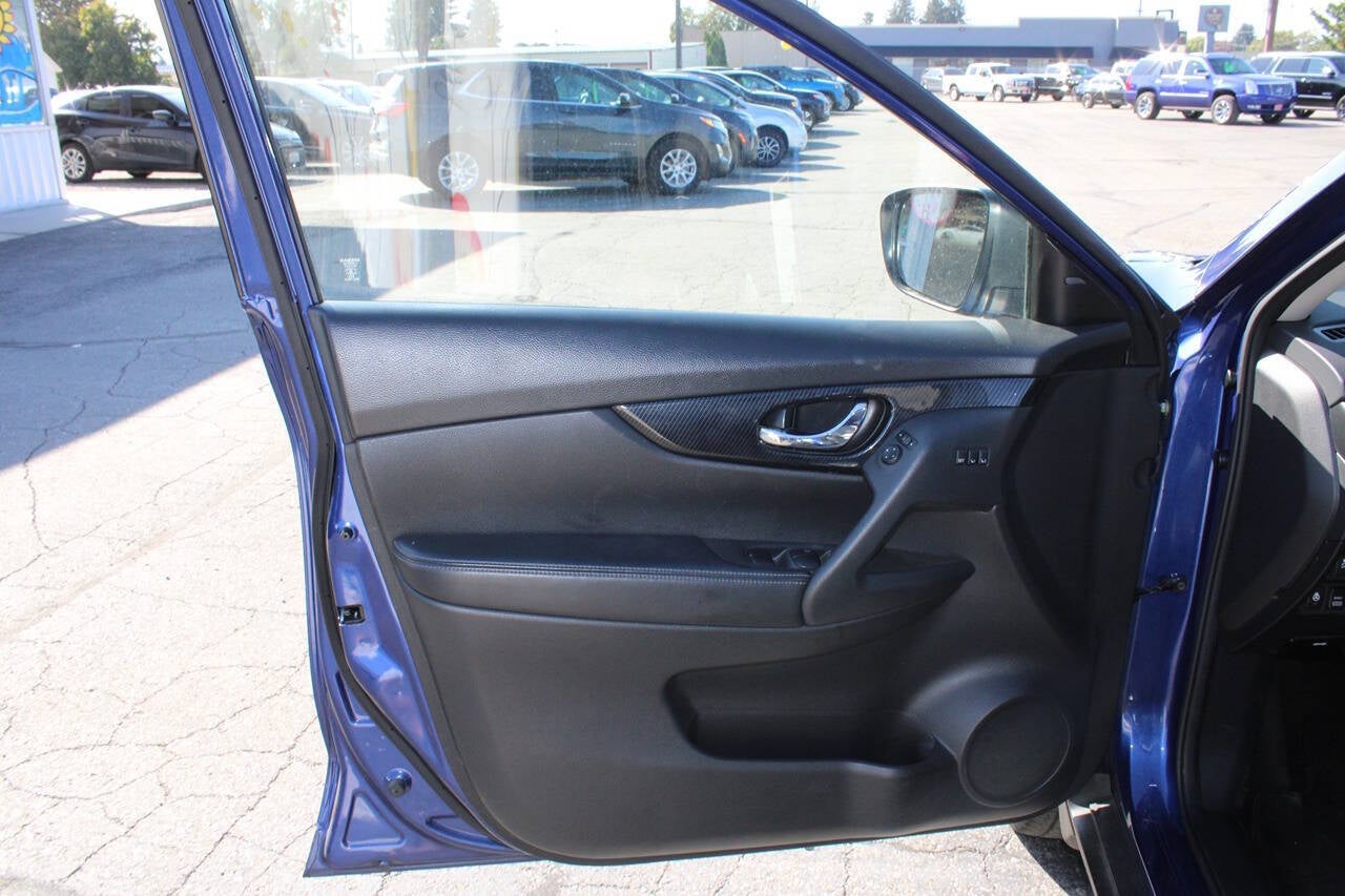 2018 Nissan Rogue SL AWD 4dr Crossover