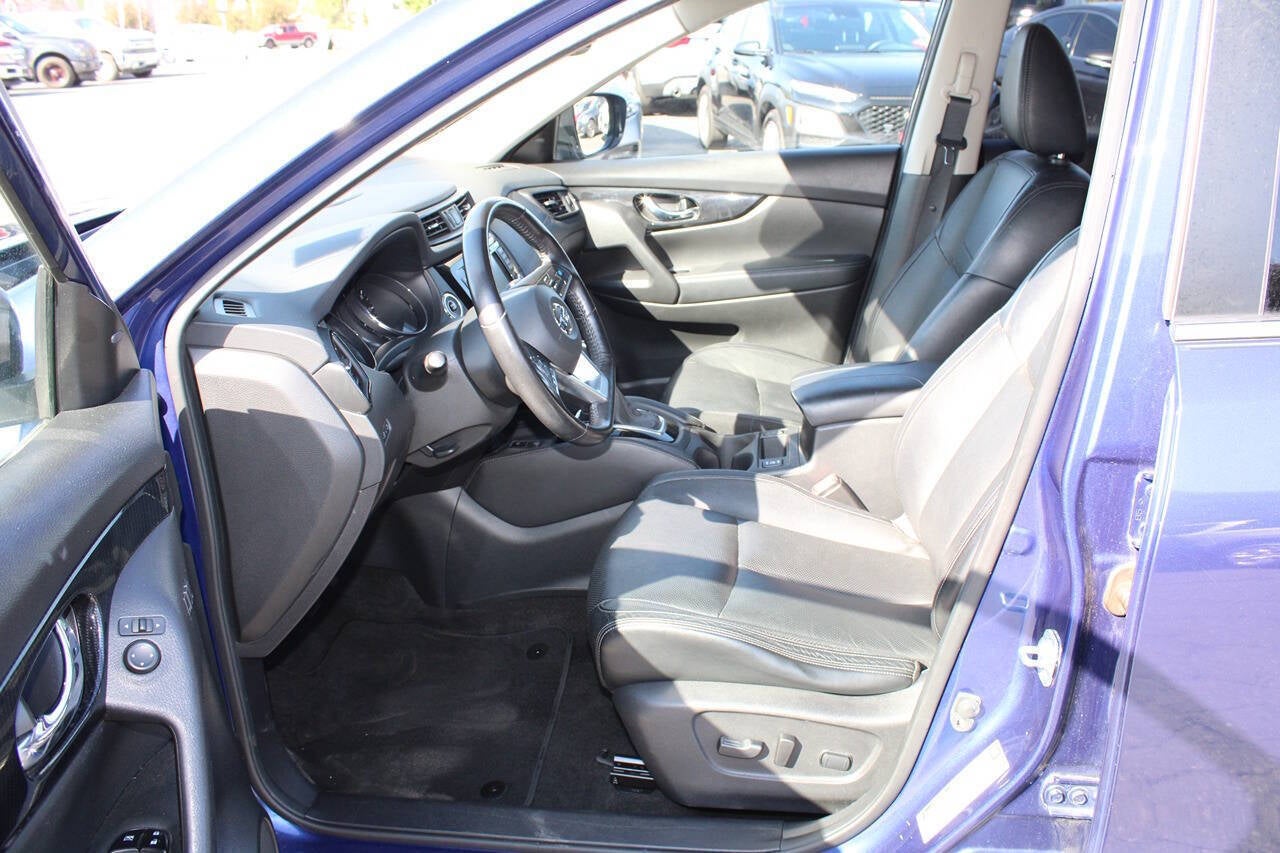 2018 Nissan Rogue SL AWD 4dr Crossover