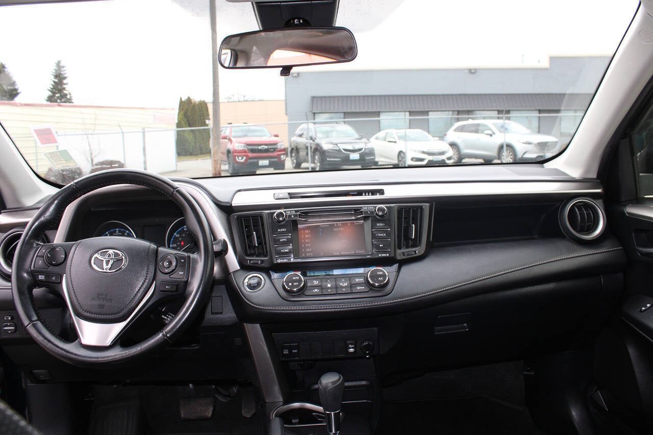 2018 Toyota RAV4 XLE AWD 4dr SUV