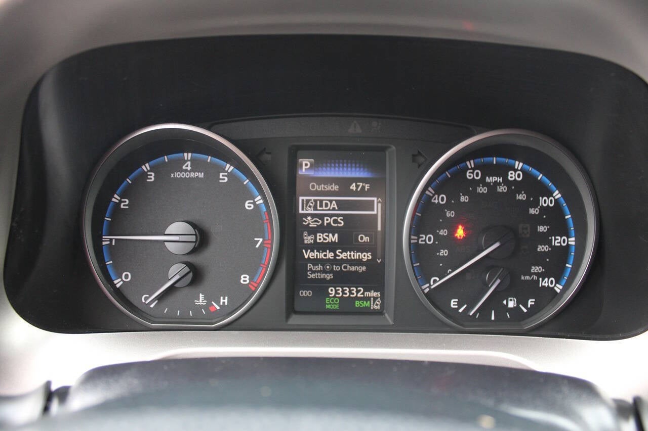 2018 Toyota RAV4 XLE AWD 4dr SUV