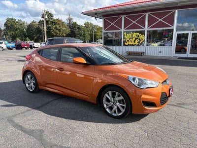 2016 Hyundai Veloster Base 3dr Coupe 6M w/Black Seats
