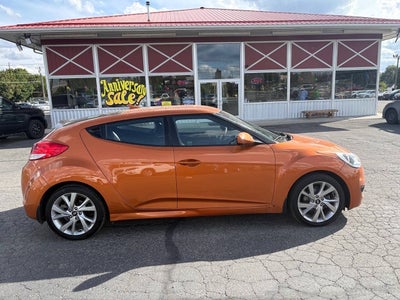 2016 Hyundai Veloster Base 3dr Coupe 6M w/Black Seats