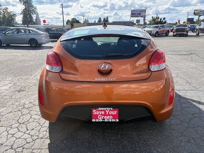 2016 Hyundai Veloster Base 3dr Coupe 6M w/Black Seats