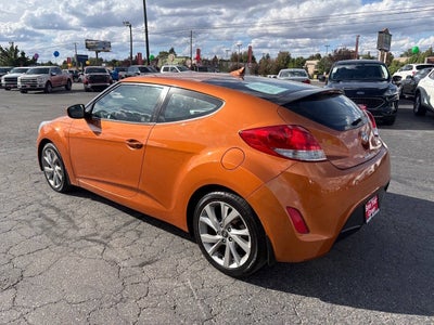 2016 Hyundai Veloster Base 3dr Coupe 6M w/Black Seats