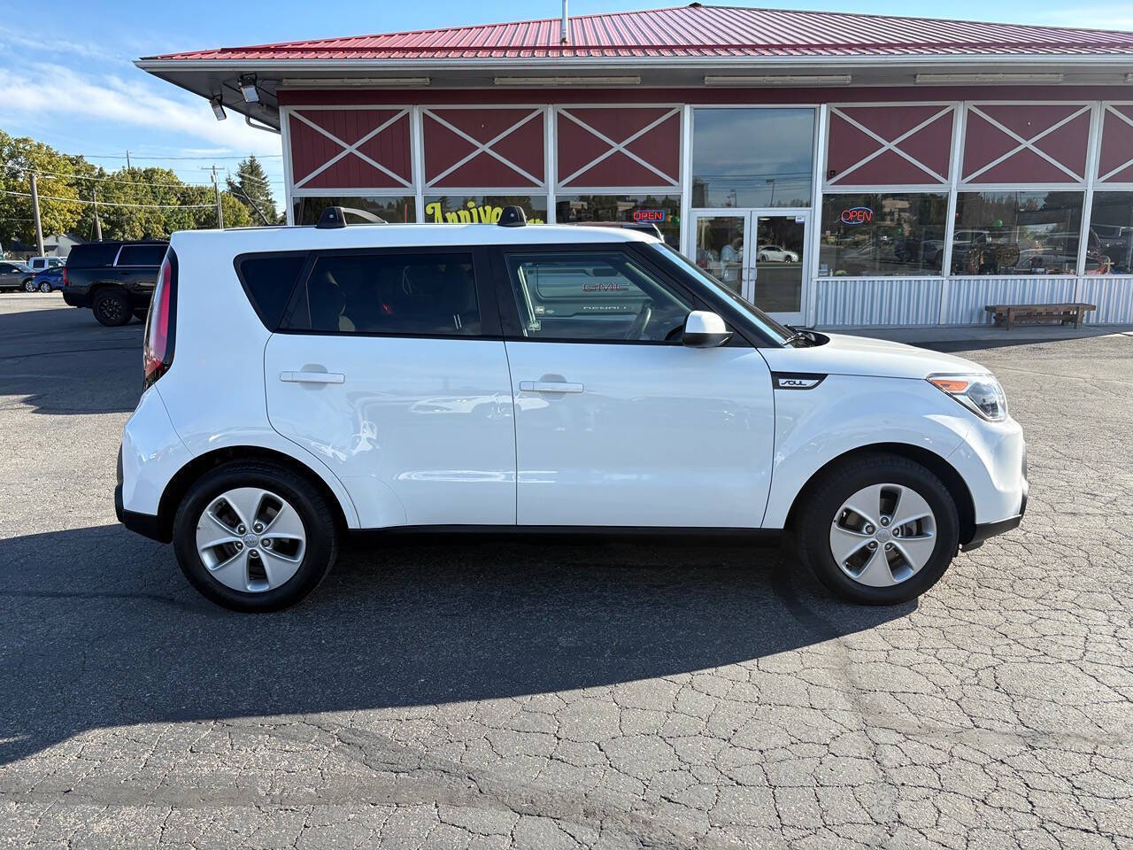 2016 Kia Soul Base 4dr Crossover 6A