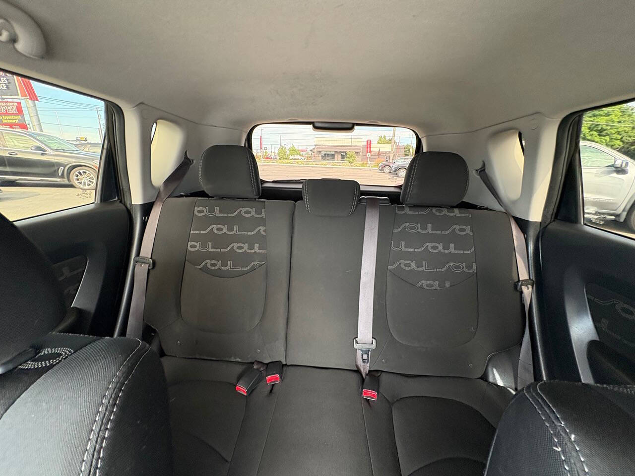 2012 Kia Soul ! 4dr Crossover