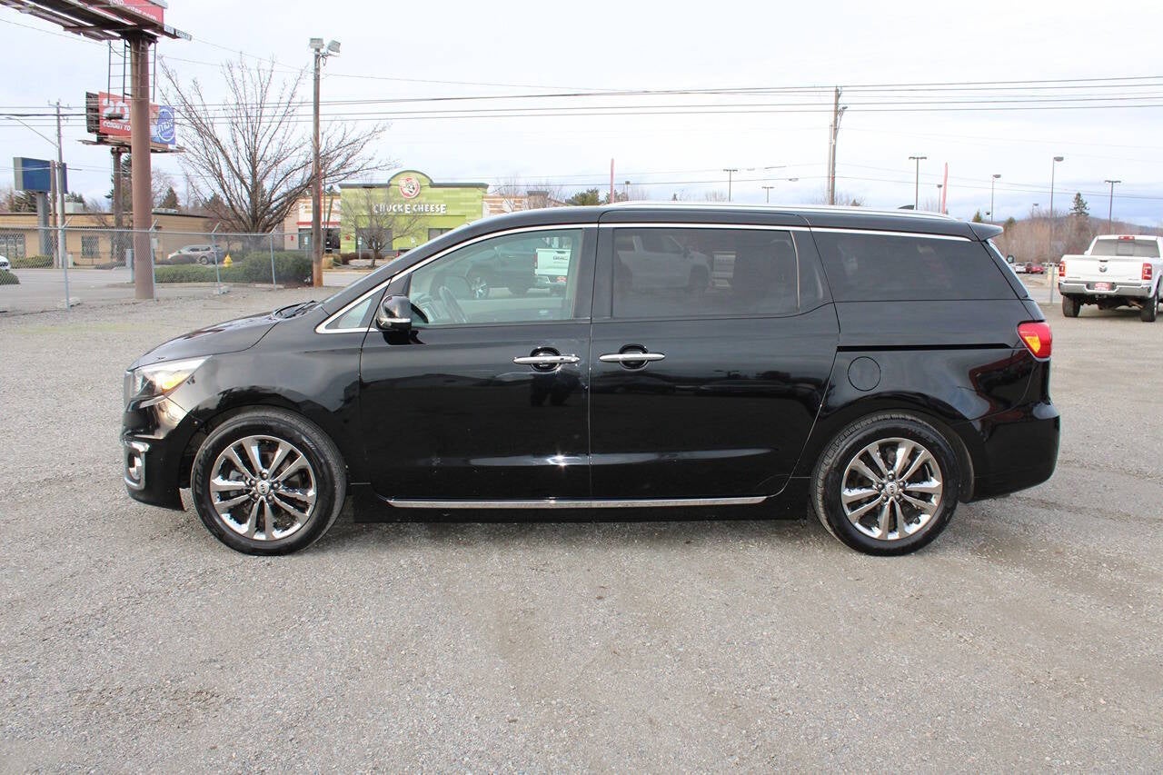 2016 Kia Sedona Limited 4dr Mini Van
