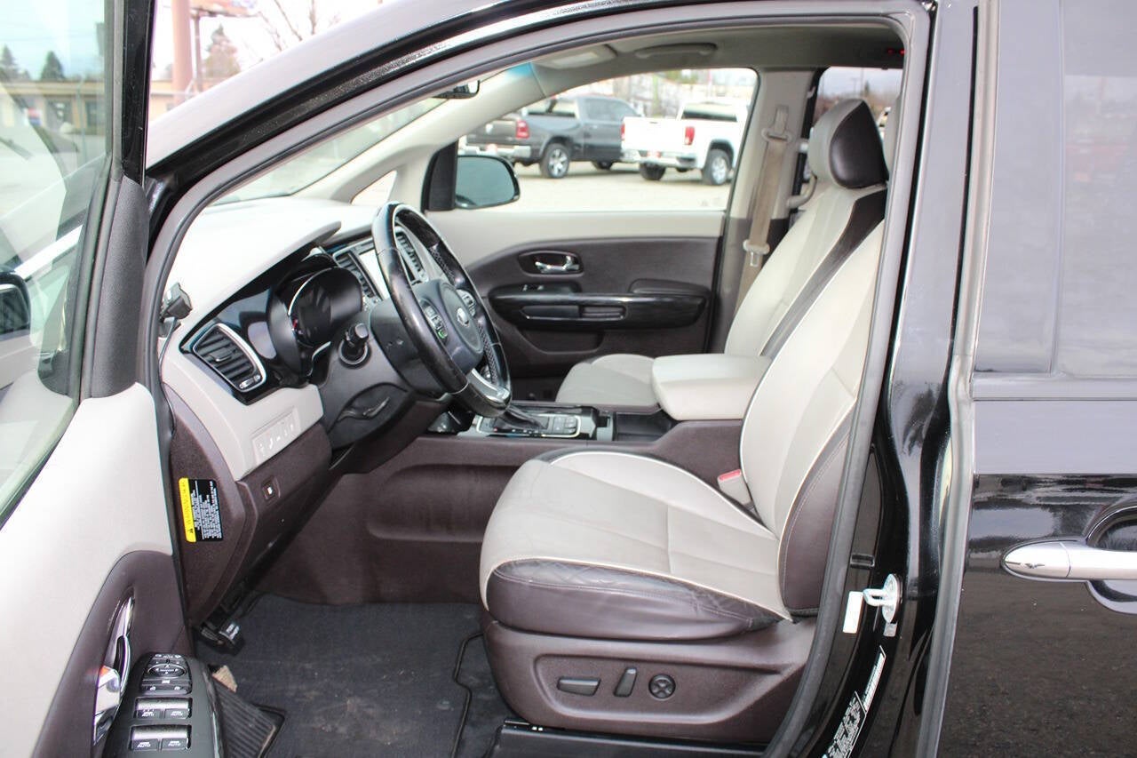 2016 Kia Sedona Limited 4dr Mini Van