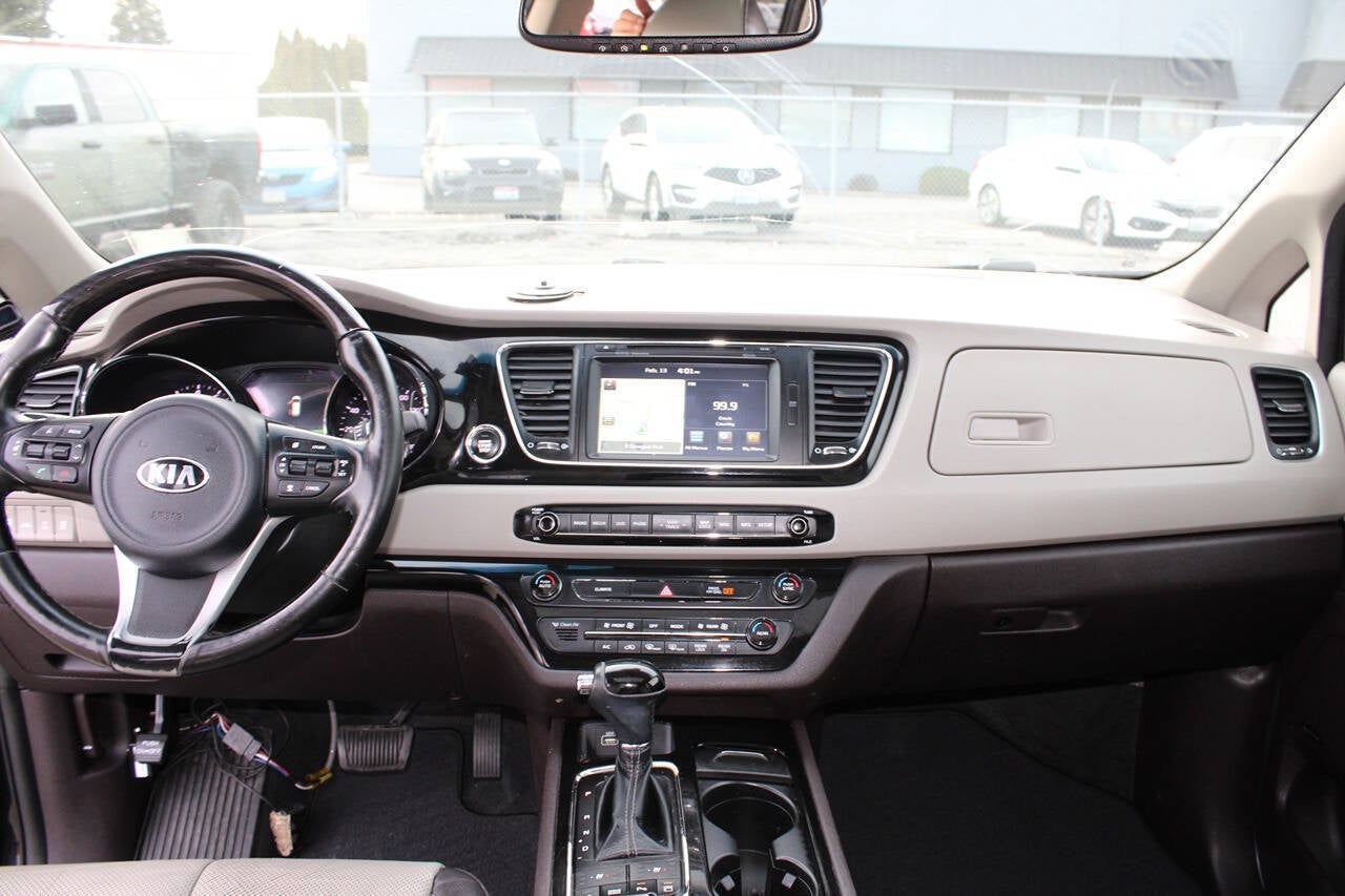 2016 Kia Sedona Limited 4dr Mini Van