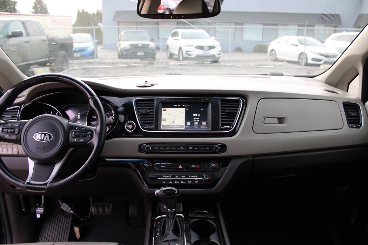 2016 Kia Sedona Limited 4dr Mini Van