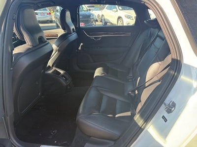 2019 Volvo S90 T6 Momentum AWD 4dr Sedan