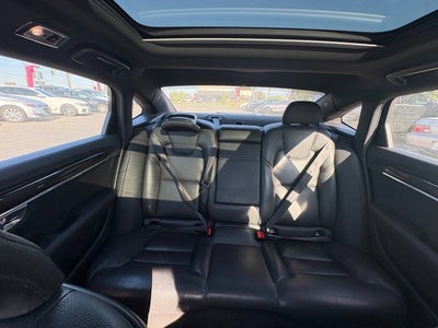 2019 Volvo S90 T6 Momentum AWD 4dr Sedan