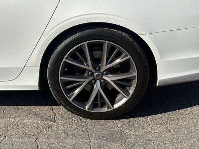 2019 Volvo S90 T6 Momentum AWD 4dr Sedan