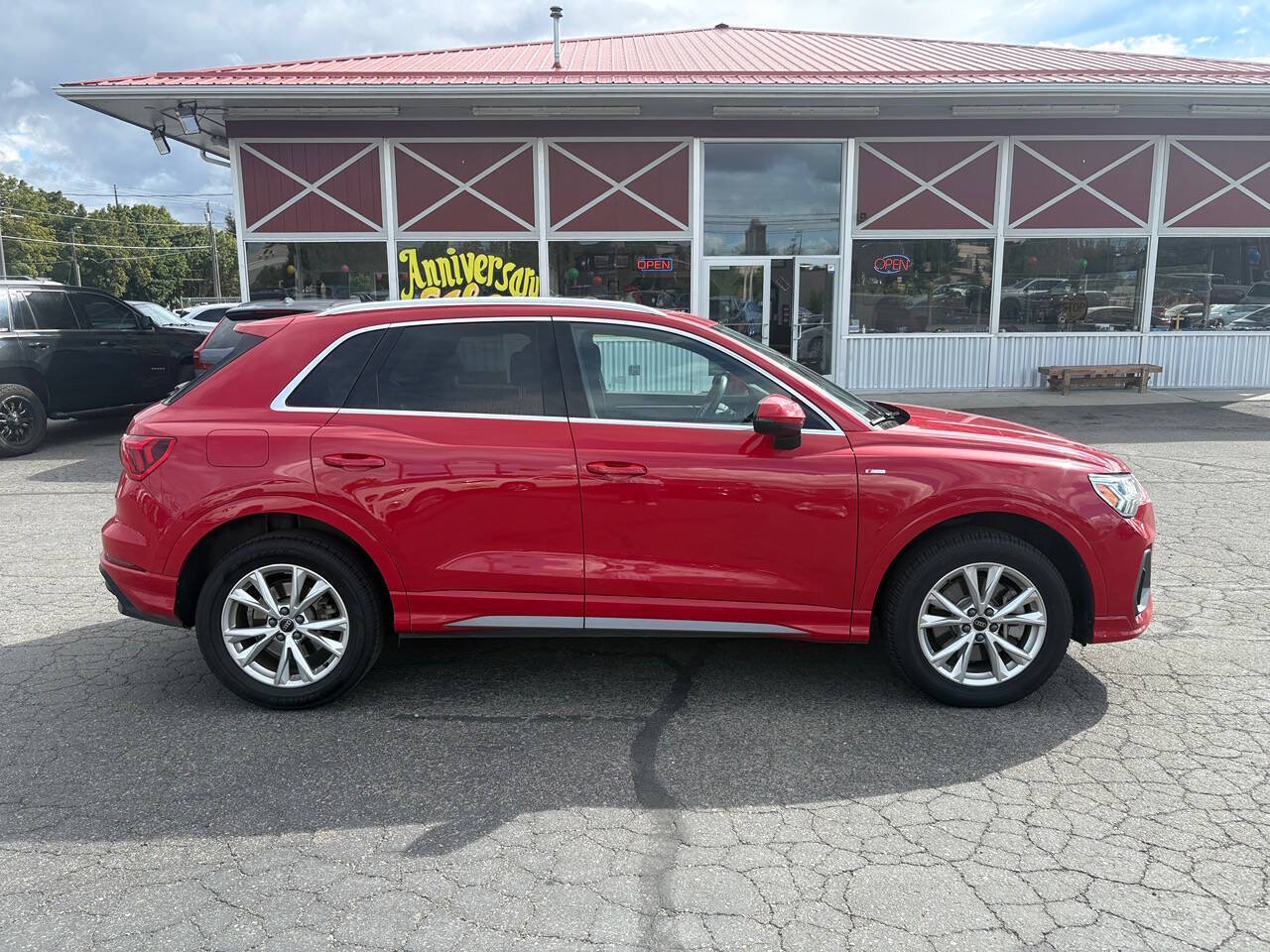 2025 Audi Q3 quattro S line Premium 45 TFSI AWD 4dr SUV