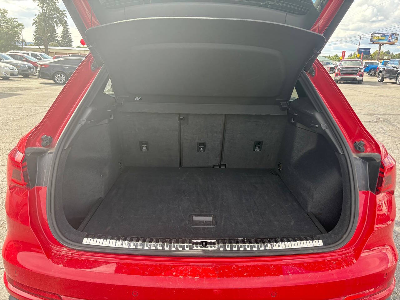 2025 Audi Q3 quattro S line Premium 45 TFSI AWD 4dr SUV