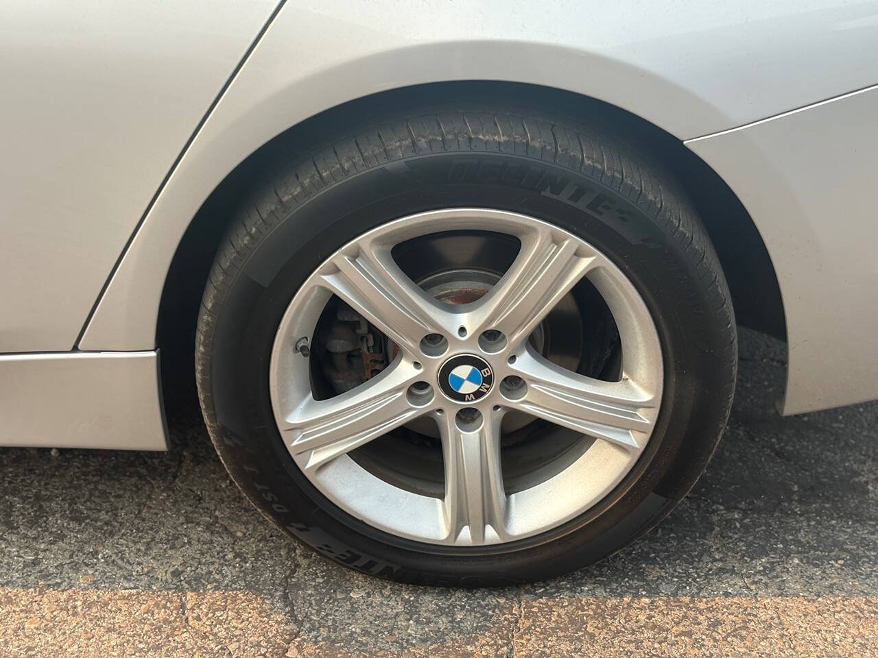 2013 BMW 3 Series 328i xDrive AWD 4dr Sedan