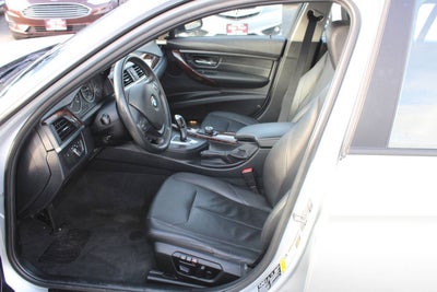 2013 BMW 3 Series 328i xDrive AWD 4dr Sedan