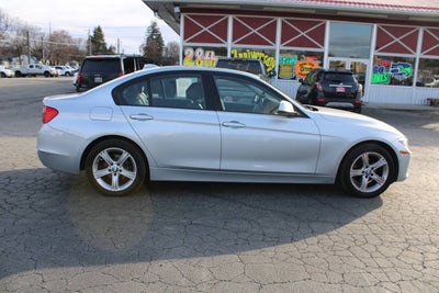 2013 BMW 3 Series 328i xDrive AWD 4dr Sedan