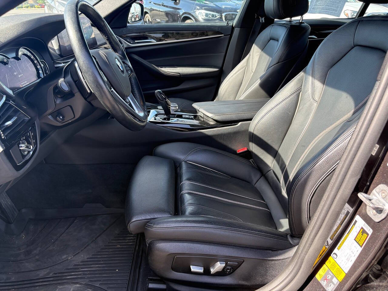 2019 BMW 5 Series 530e xDrive iPerformance AWD 4dr Sedan