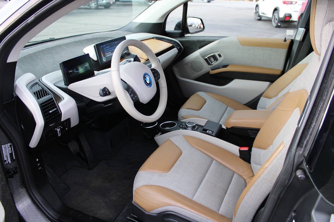 2016 BMW i3 Base 4dr Hatchback w/ Range Extender