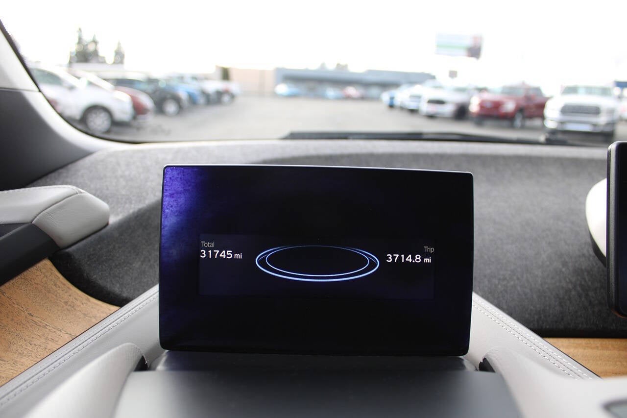 2016 BMW i3 Base 4dr Hatchback w/ Range Extender