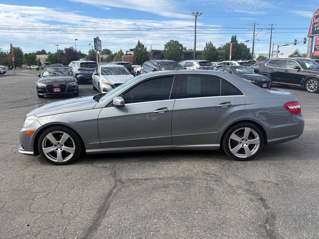 2010 Mercedes-Benz E-Class E 350 Luxury 4MATIC® AWD 4dr Sedan