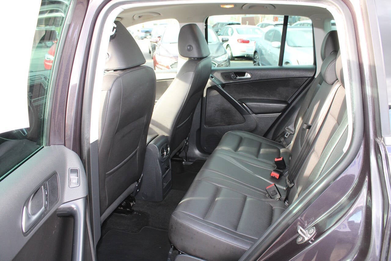 2016 Volkswagen Tiguan 2.0T SE 4Motion AWD 4dr SUV