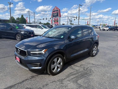 2022 Volvo XC40 T5 Momentum AWD 4dr SUV